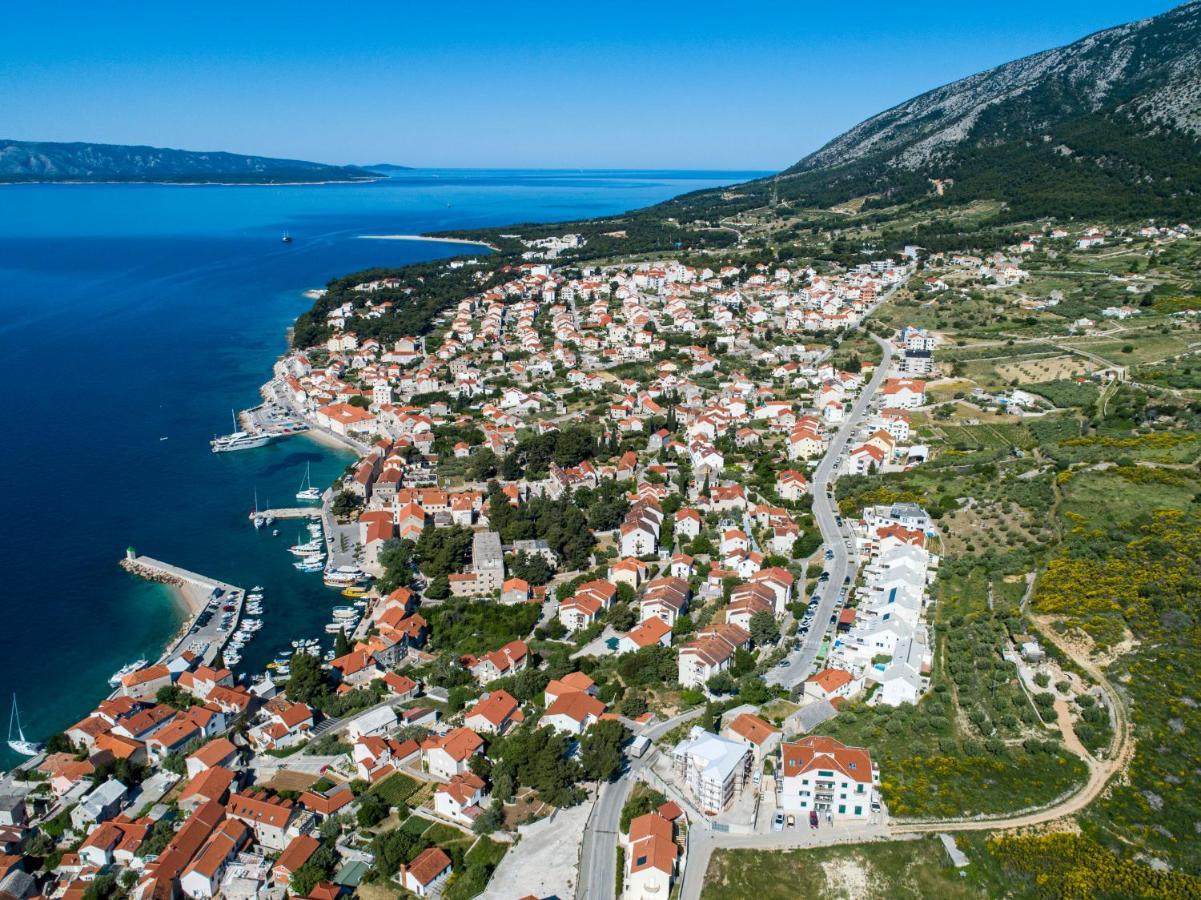 Apartments Villa Azzurra Bol Bagian luar foto